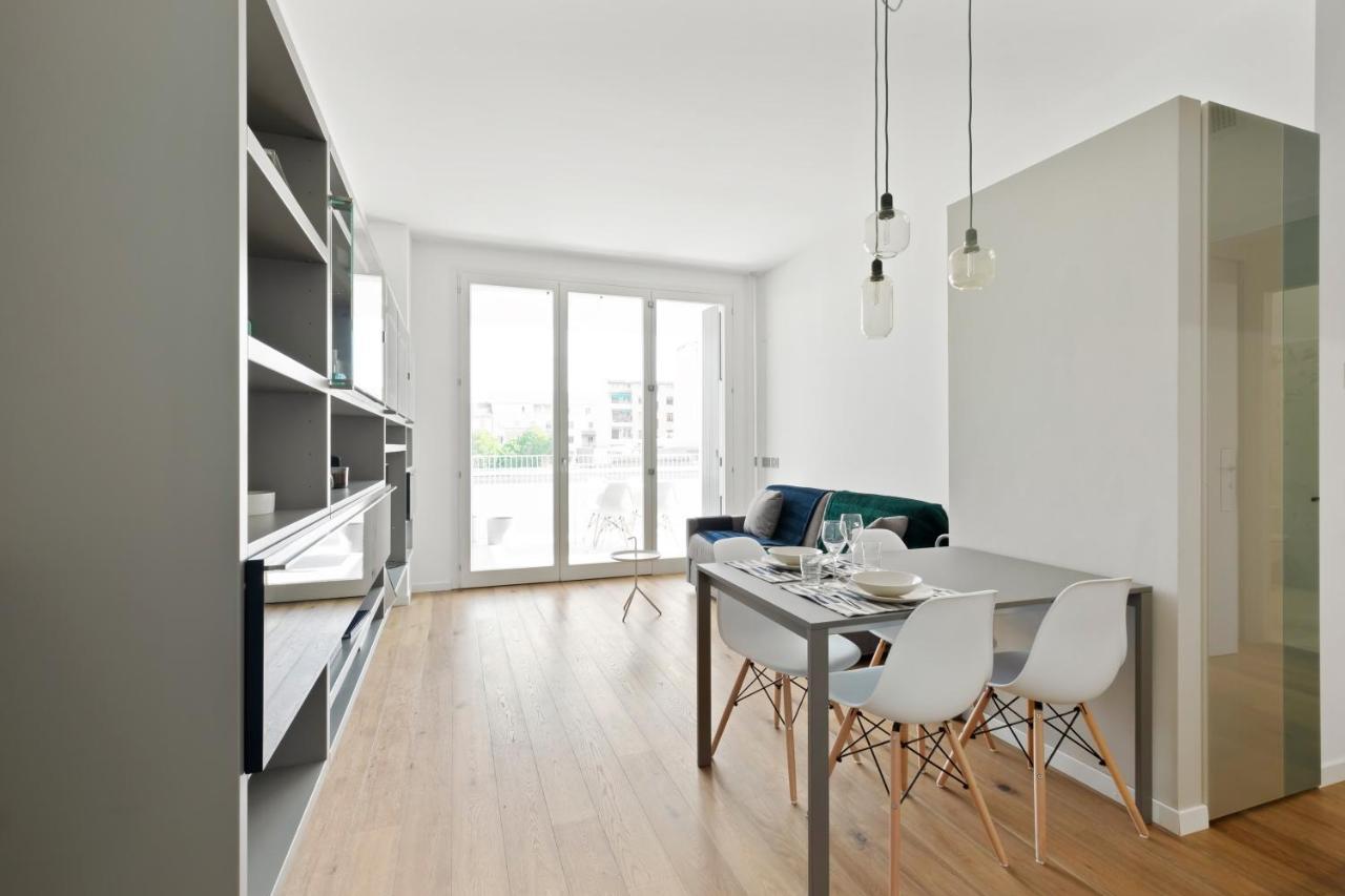 Altido Spacious Apt For 4 With Balcony In Porta Romana Милано Екстериор снимка