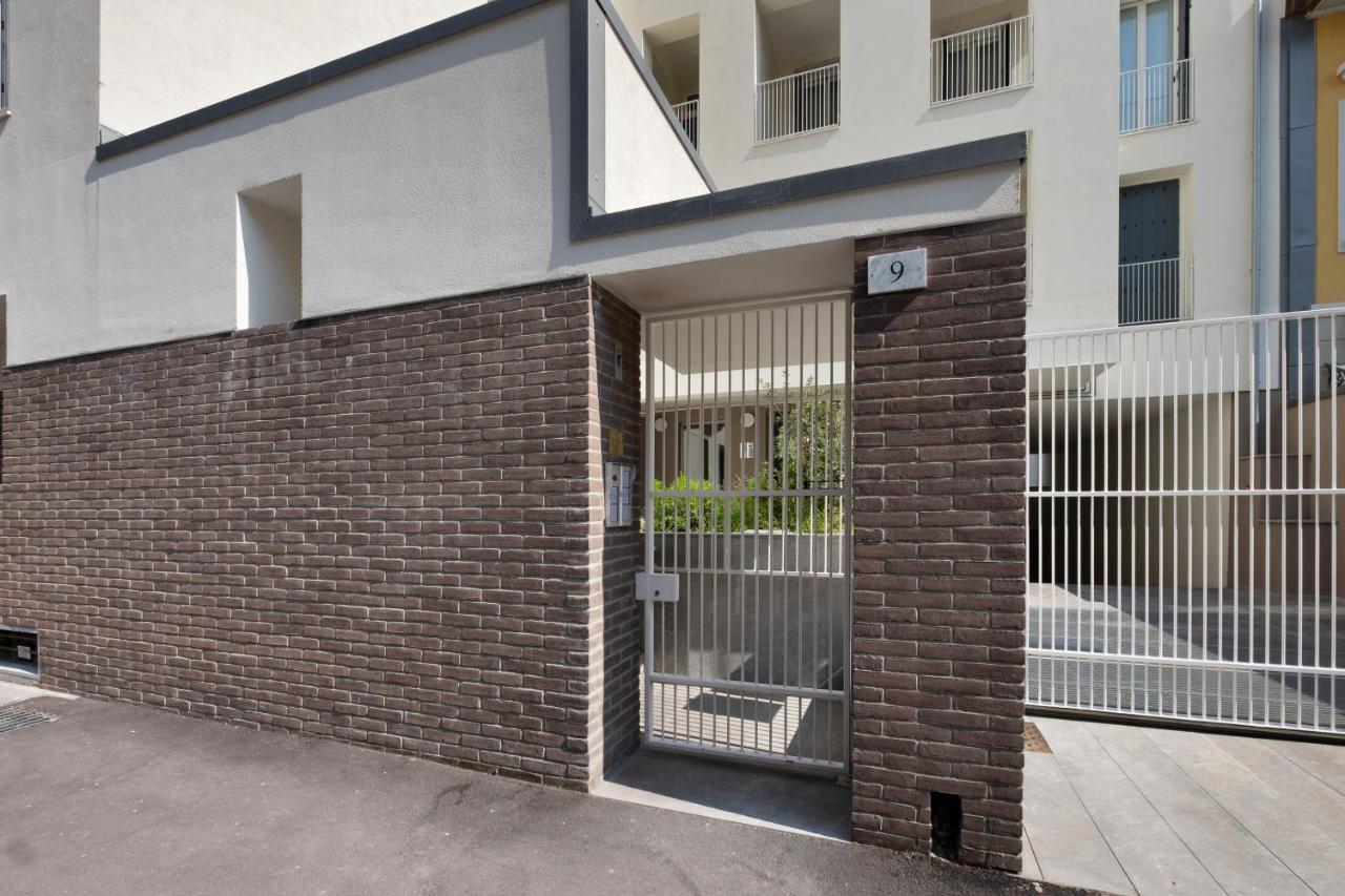 Altido Spacious Apt For 4 With Balcony In Porta Romana Милано Екстериор снимка
