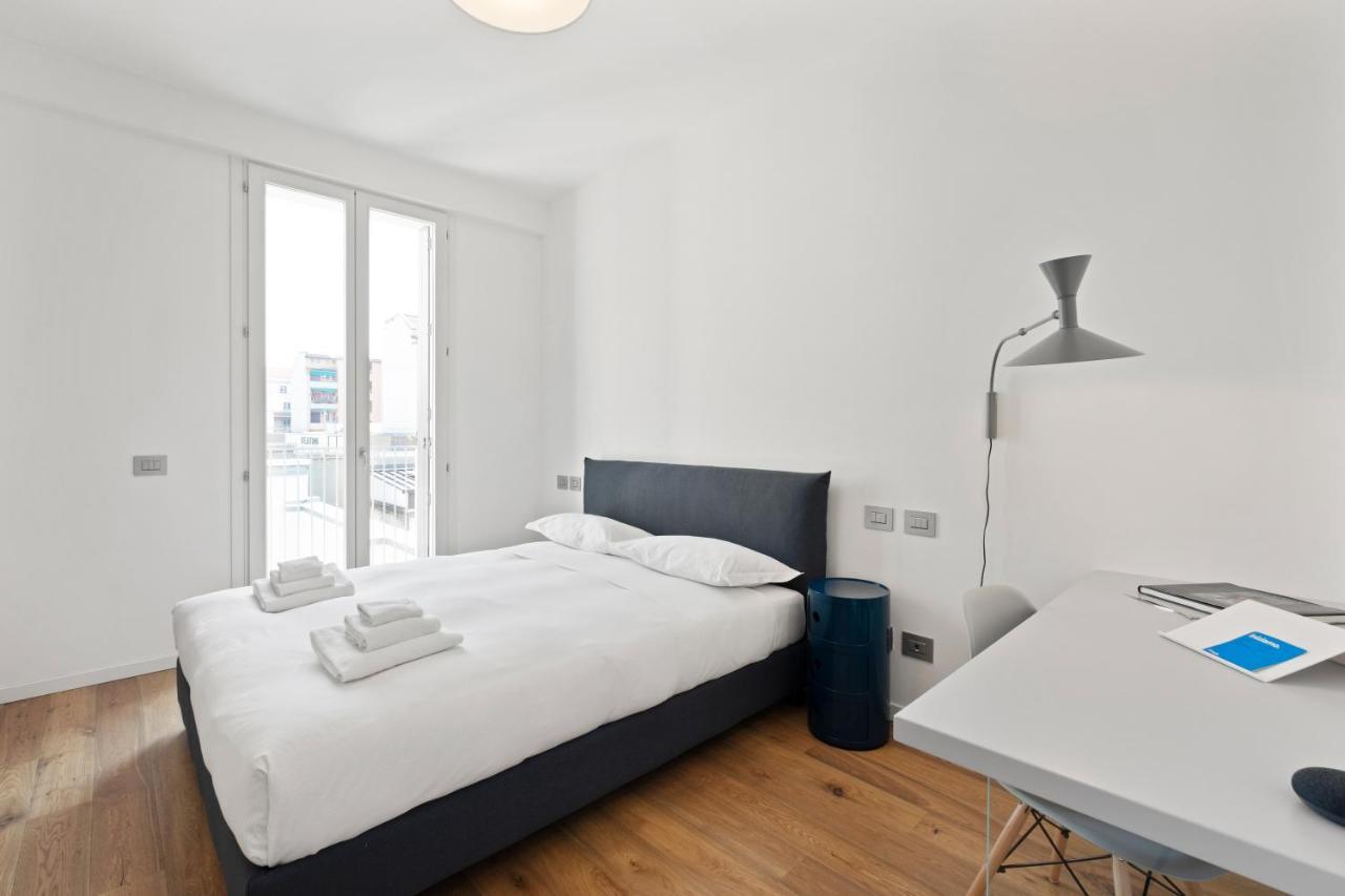 Altido Spacious Apt For 4 With Balcony In Porta Romana Милано Екстериор снимка